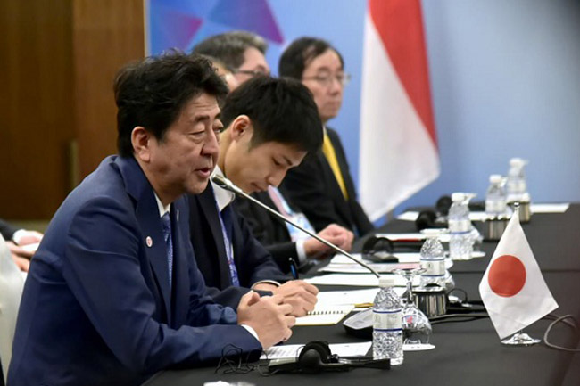 Presiden Jokowi Gelar Pertemuan Bilateral Dengan PM Shinzo Abe